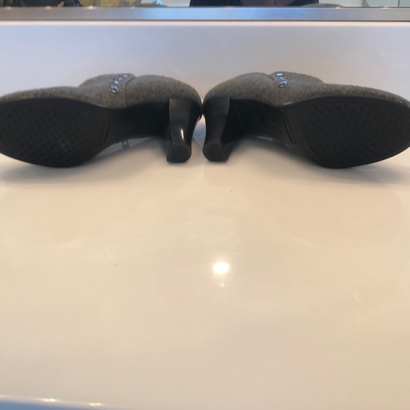 EUC 7.5 Faux Wool Bootie - Picture 3 of 3